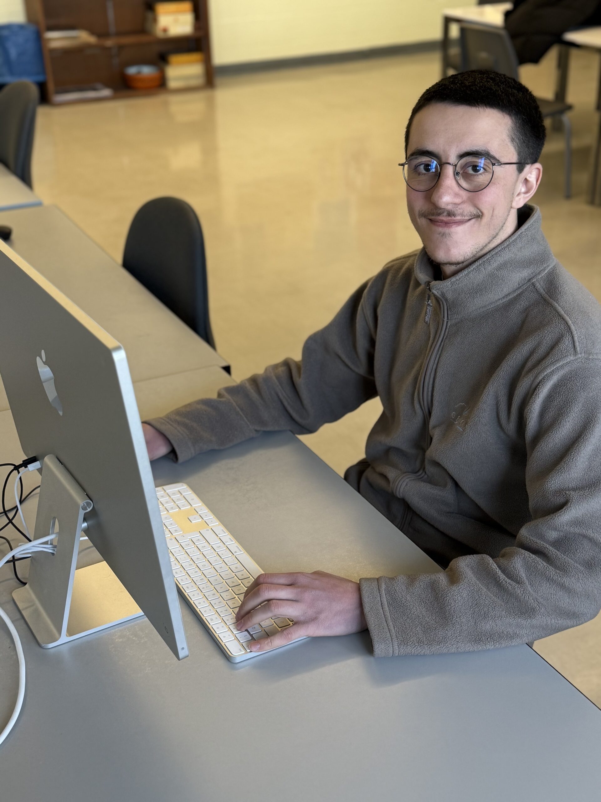 Paul Pareja étudiant en Infographie au centre de formation professionnelle de Verdun